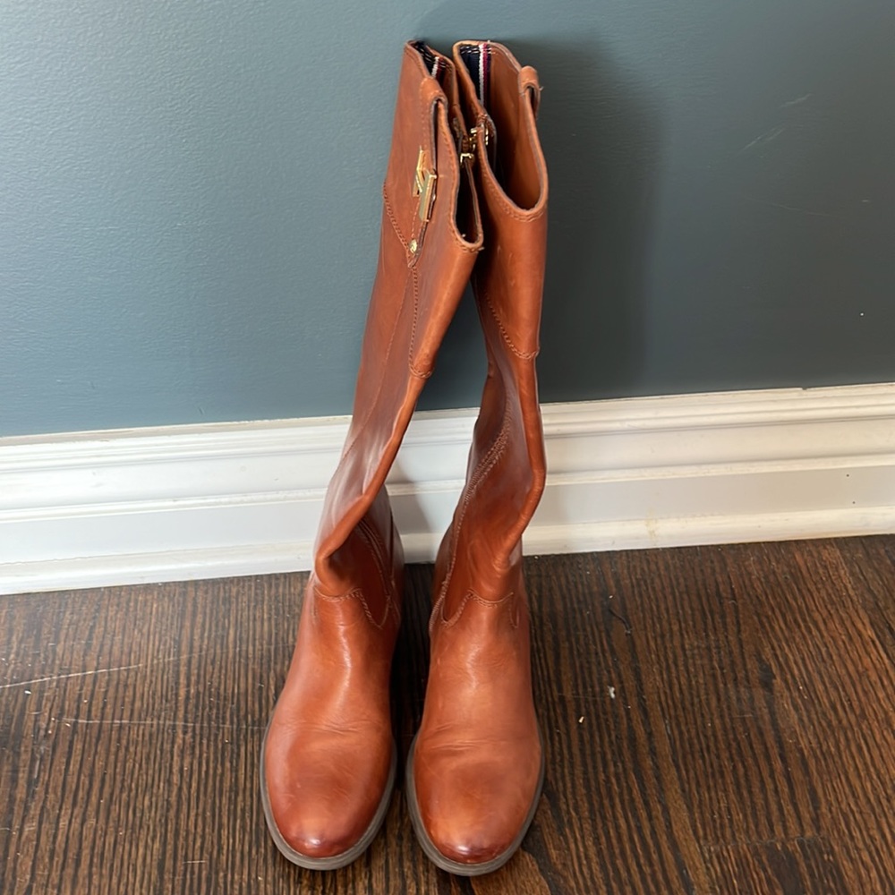 Tommy Hilfiger women’s leather boots - Picture 5 of 10